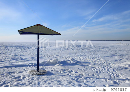 winter beach 9765057