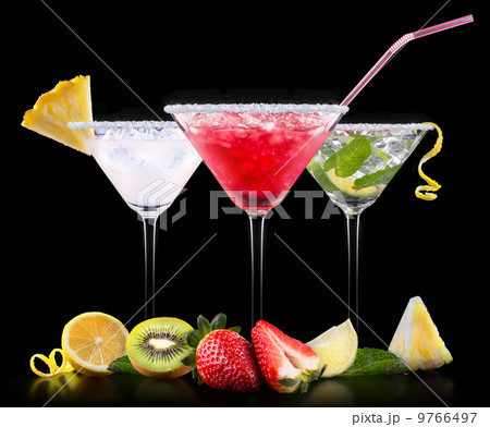 alcohol cocktail set with summer fruits alcohol cocktail set with summer fruits 9766497