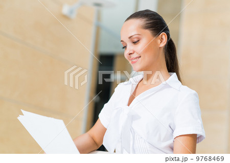 Portrait of a successful business woman 9768469