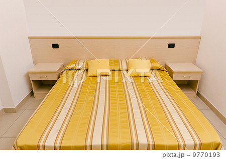 Modern hotel room interior Modern hotel room interior 9770193
