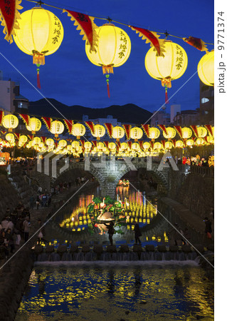 眼鏡橋とランタン 眼鏡橋とランタン 9771374