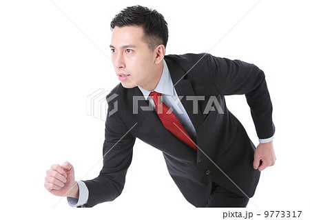 ビジネスマン　走る　景気上昇　イメージ 9773317