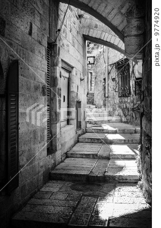 Jerusalem street 9774920