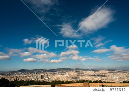 バルセロナの町 俯瞰 スペインの風景写真素材 バルセロナの町 俯瞰 スペインの風景写真素材 9775352