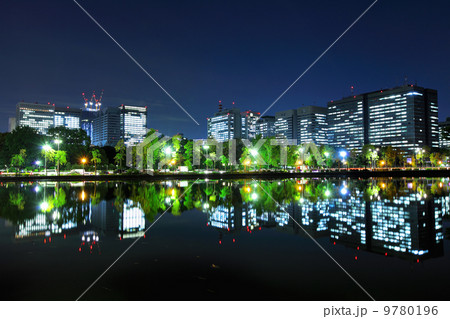 Tokyo financial district 9780196