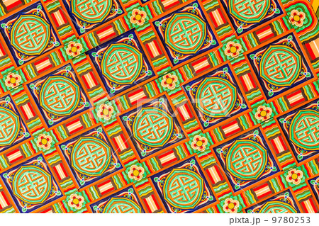 Ceiling decoration in Korean traditional architecture Ceiling decoration in Korean traditional architecture 9780253