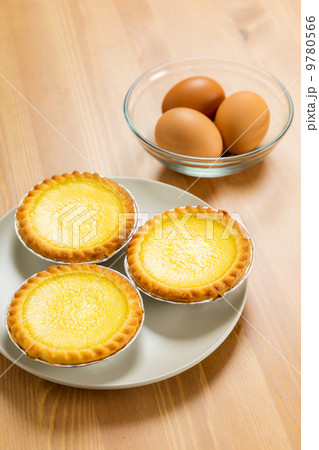 Egg tart and egg 9780566