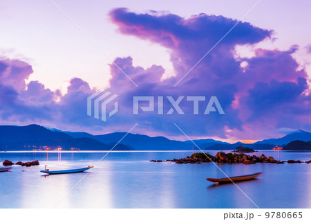 Seascape during morning 9780665