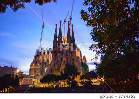 サグラダファミリア　スペインの風景写真素材 9784365