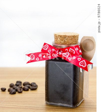 Natural handmade coffee scrub Natural handmade coffee scrub 9786024