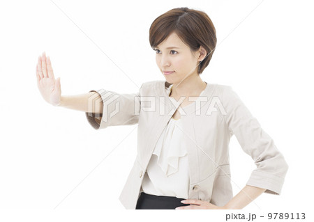 若い女性 若い女性 9789113