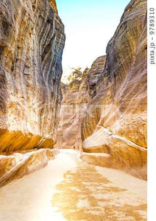 シク(ヨルダン、ペトラ遺跡) シク(ヨルダン、ペトラ遺跡) 9789310