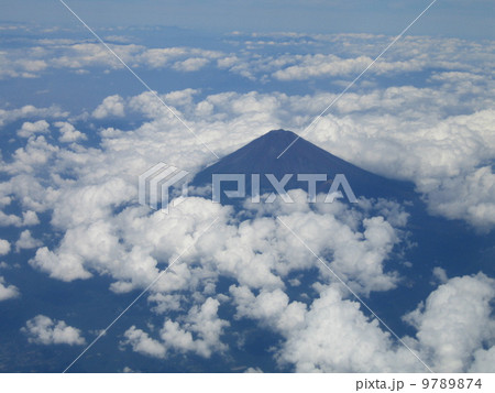 雲の上の富士山 9789874