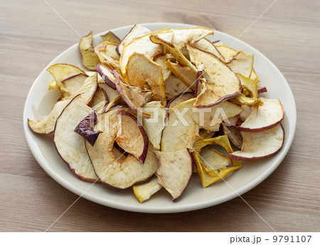 Dried sliced apples Dried sliced apples 9791107