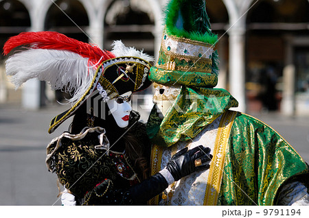 Venetian carnival costumes Venetian carnival costumes 9791194
