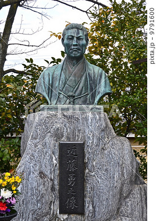 「近藤勇」の胸像（壬生寺／京都市中京区壬生） 9791600