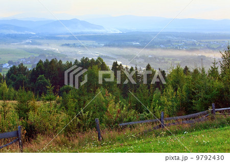 countryside landscape 9792430