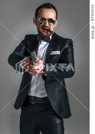 Cool gangster Cool gangster 9792634