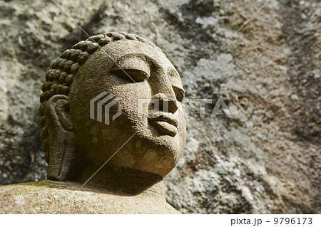 Statue of Buddha 9796173