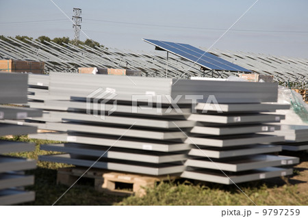 Building of solar powerplant 9797259