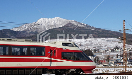 長野電鉄ゆけむり号と高社山と冬 長野電鉄ゆけむり号と高社山と冬 9801655