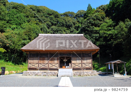 岩屋熊野座神社の本殿 9824759