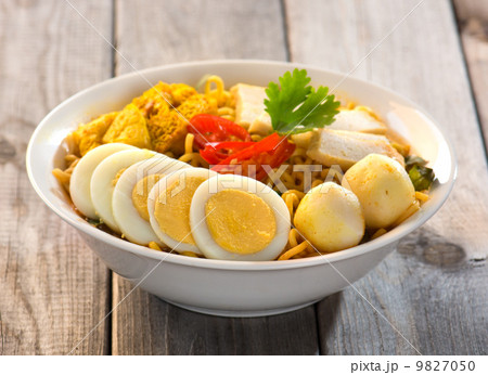 instant curry laksa noodle , singaporean style instant curry laksa noodle , singaporean style 9827050
