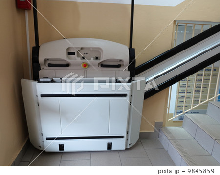 handicap elevator, lift for invalid wheelchair 9845859