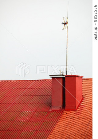 antenne on red roof white sky antenne on red roof white sky 9852556