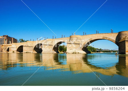 Bridge of Lions over Ebro river in Zaragoza 9856204