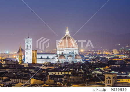 Nice view of florence during evening hours 9856936