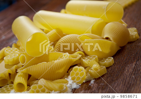Italian pasta food Italian pasta food 9858671