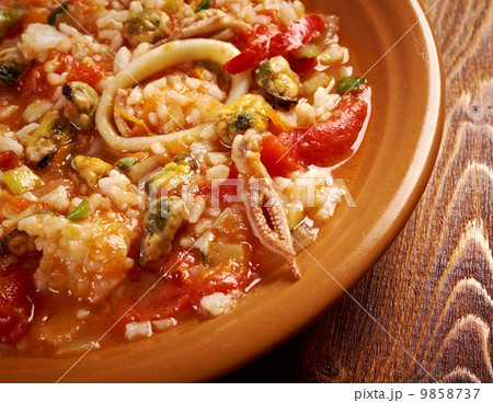 Paella Valenciana 9858737