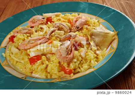 Spanish Paella de Marisco 9860024
