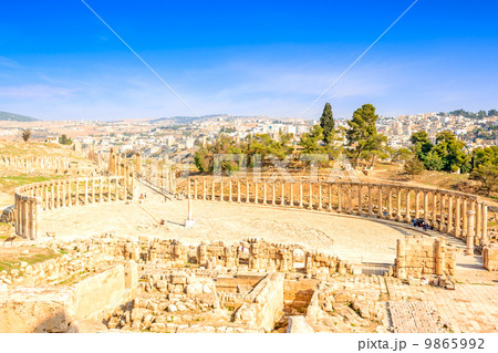 ジェラシュ遺跡のフォルム(ヨルダン、ジェラシュ) ジェラシュ遺跡のフォルム(ヨルダン、ジェラシュ) 9865992