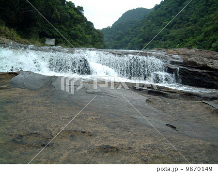 カンピレーの滝 9870149