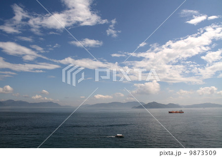 来島海峡の秋の海 来島海峡の秋の海 9873509