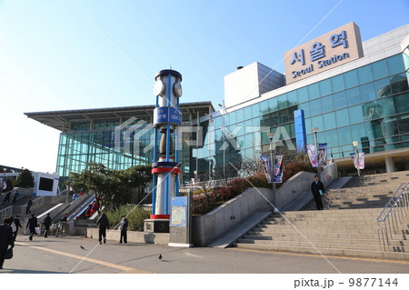 韓国、ソウル駅 9877144