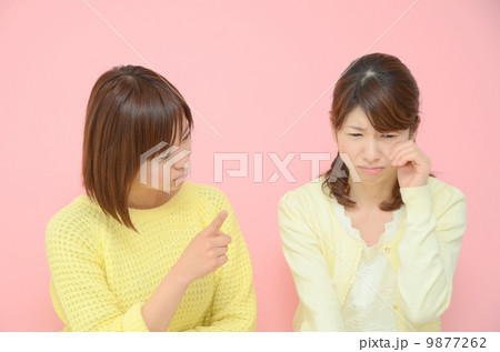 女性　二人 9877262