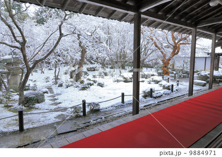 圓光寺の雪景色 9884971