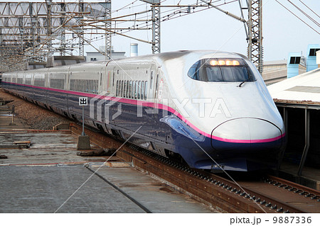 東北新幹線 E2系1000番台 とき はやて やまびこの写真素材
