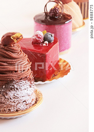 ケーキ デザート 食べ物 お菓子 モンブラン スイーツ 洋菓子 おやつ 栗 マロン クリ マロ の写真素材