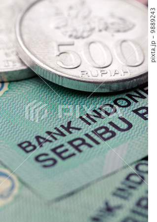 Indonesian rupiahs 9889243