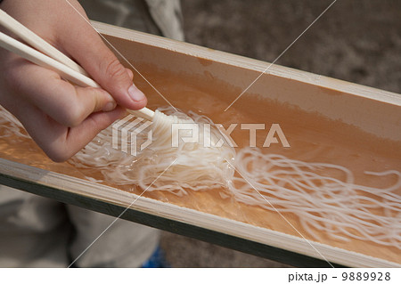 流しそうめん 9889928