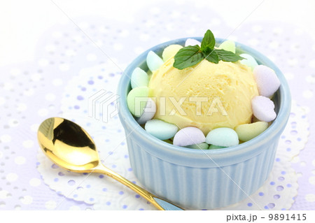 バニラアイスクリーム バニラアイスクリーム 9891415