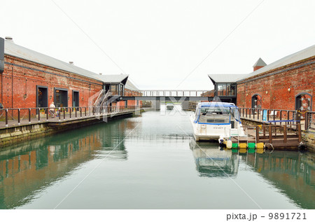 函館　レンガ倉庫 9891721