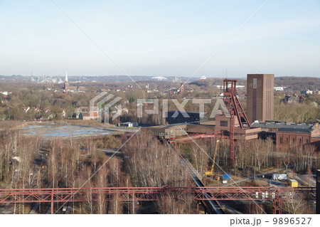 ツォルフェアアイン炭鉱業遺産群・眺望（ドイツ） 9896527