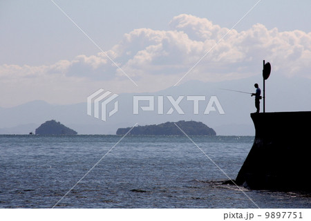 来島海峡の釣り人 来島海峡の釣り人 9897751