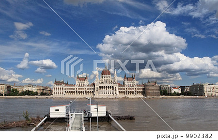 Budapest, the building of the Parliament 9902382