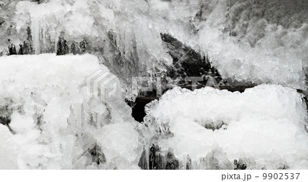 icicles 9902537
